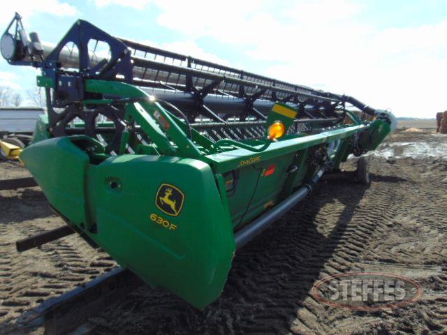 2011 John Deere 630F_0.JPG